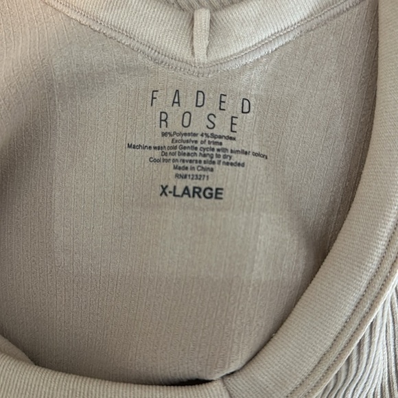 NWT Faded rose corduroy tank size XL - Picture 2 of 2